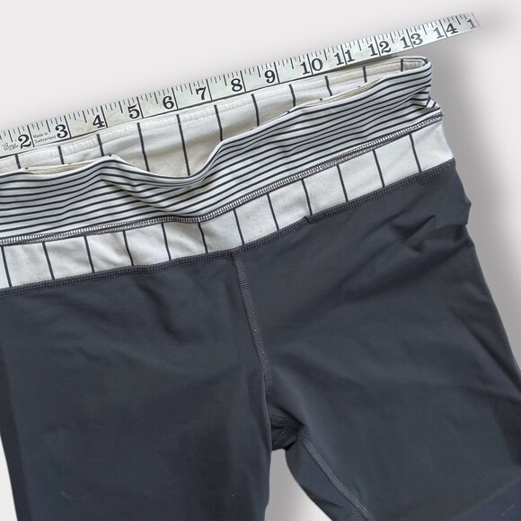 Lululemon Women's Run Inspire Crop Capri Yoga Pants Leggings Size 6 - Picture 4 of 8